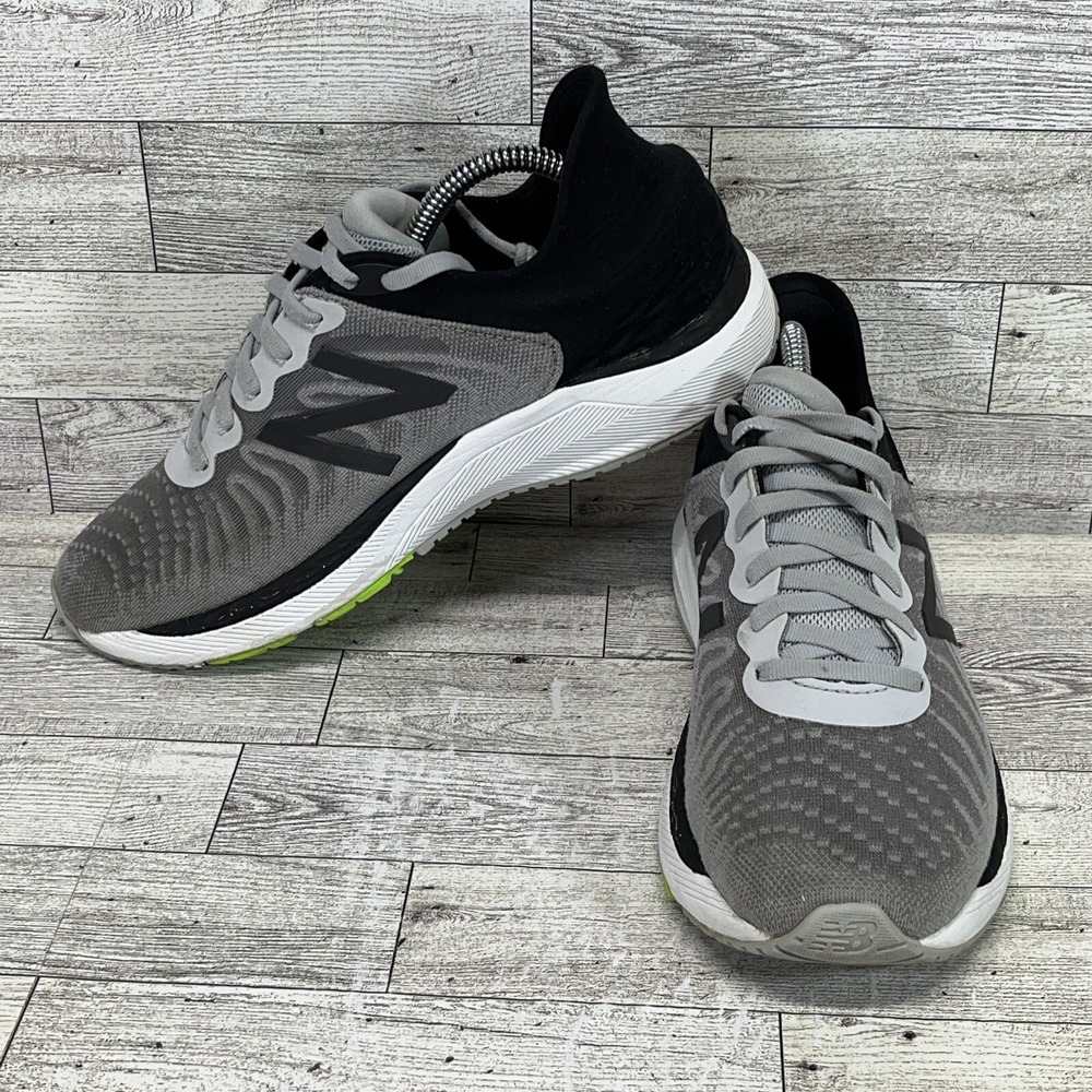 New Balance Fresh Foam Running Shoes Gray Black YP860A11 Youth Sz 6 Women Sz 7.5